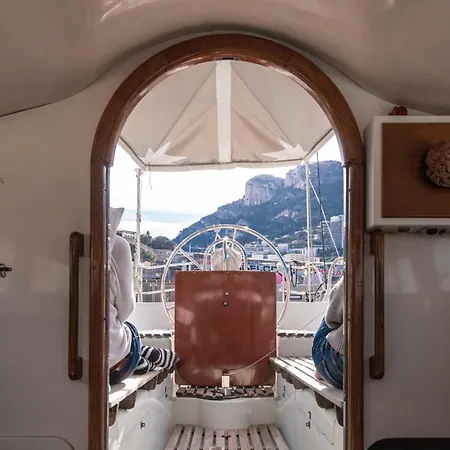 Classic Boat Monte-carlo بوتيل