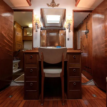 Classic Boat Monte-carlo مونتي كارلو
